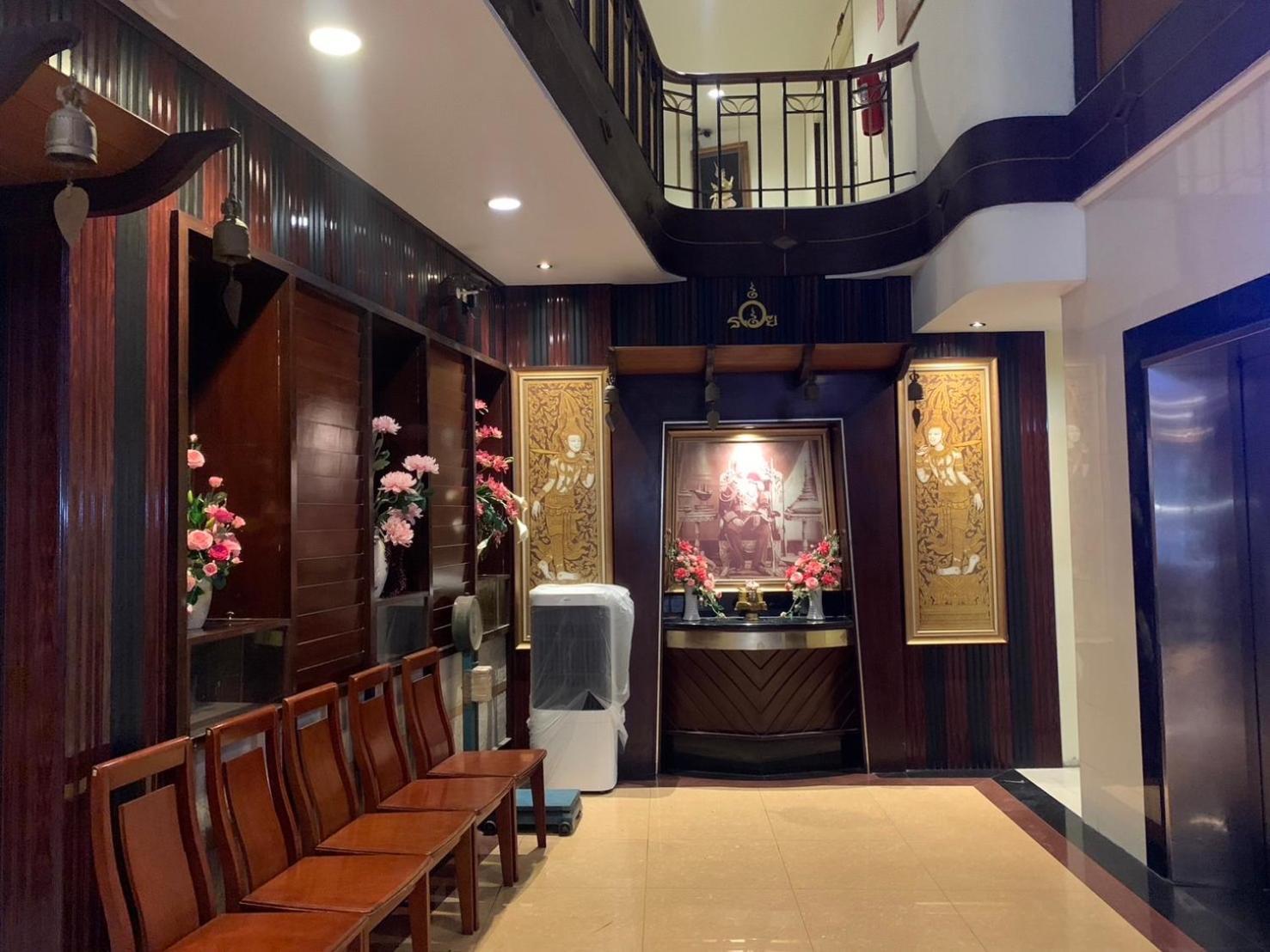 Rambuttri House Hotel Bangkok Bagian luar foto